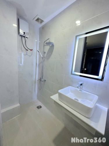 STUDIO FULL CỬA SỔ SIÊU ĐẸP GẦN SÂN BAY TSN, QTB