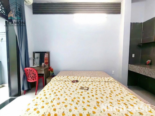 Cho thuê căn hộ ban công, Q1, Đường Nguyễn Bỉnh Khiêm, gần ĐH Y Dược, Thảo Cầm Viên, Cầu Thị Nghè