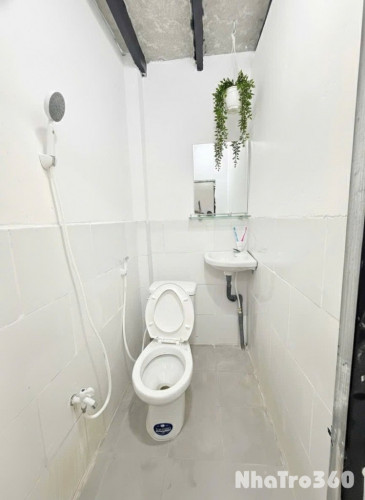 Phòng mới xây rộng đẹp thoáng