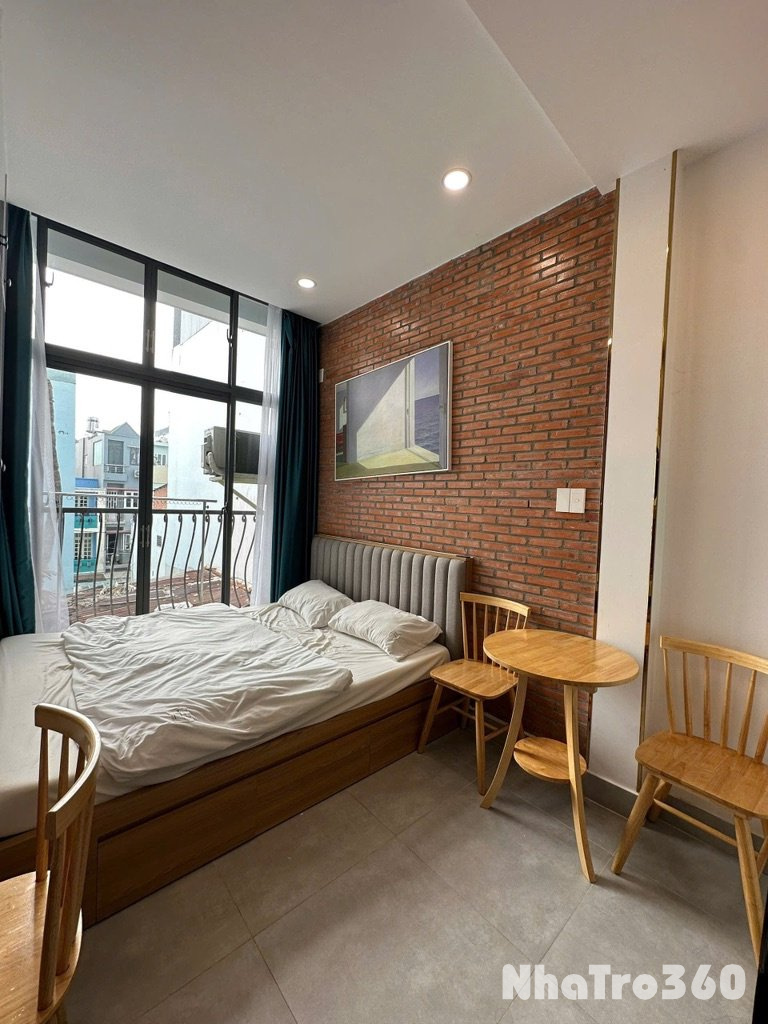 Cho Thuê Căn Hộ Full Nội Thất Ban Công Thang Máy