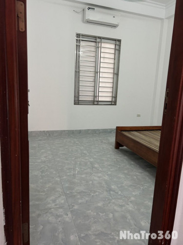 Cho thuê phòng ở tầng 2