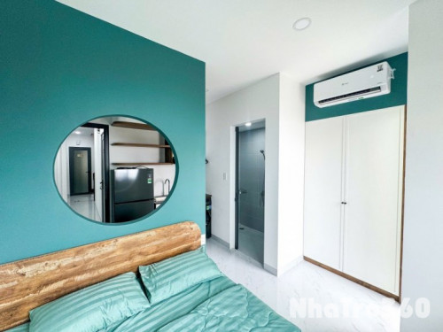 TRỐNG CĂN HỘ FULL NỘI THẤT BAN CÔNG THOÁNG 35M2