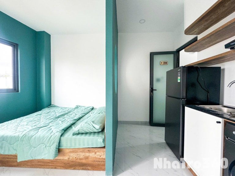 TRỐNG CĂN HỘ FULL NỘI THẤT BAN CÔNG THOÁNG 35M2