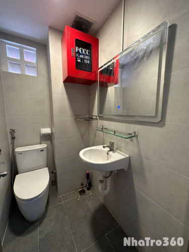 Cho Thuê Căn Hộ Full Nội Thất Ban Công Thang Máy