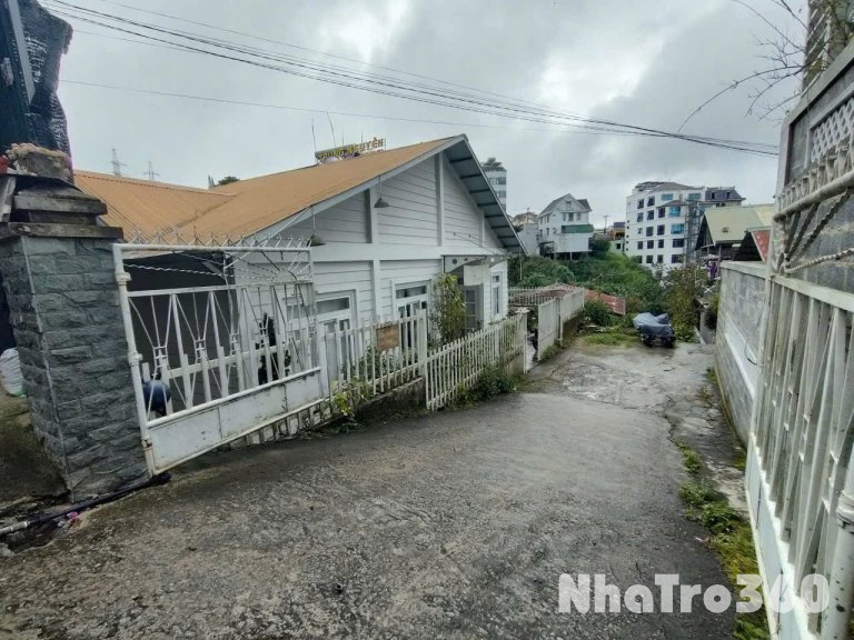 Cho thuê nhà nguyên căn đường Lê Văn Tám Phường 10 Đà Lạt giá 15tr