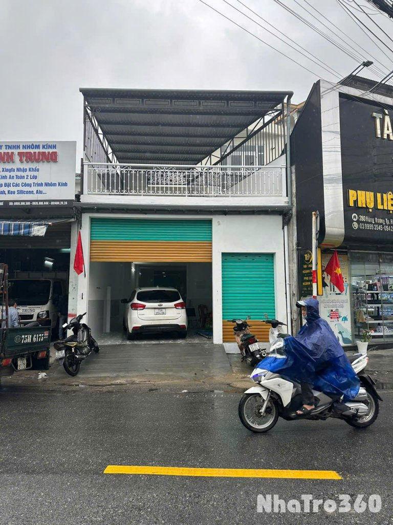 🌈 Cho thuê nhà 3 tầng mặt tiền ngự Bình giao nhau hùng vương TP HUẾ bề ngang rộng rãi 7 m