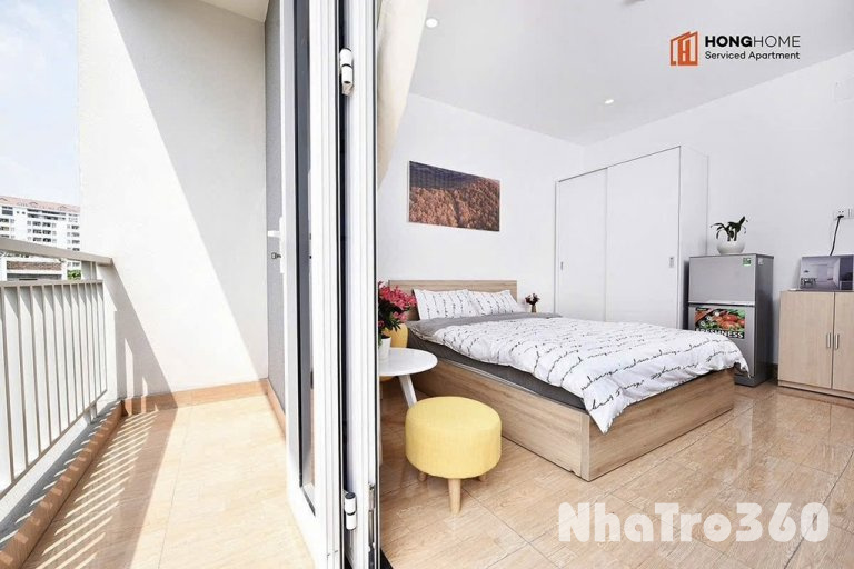 Căn hộ Full Nội thất, ban công,gần cầu Thị Nghè Q1