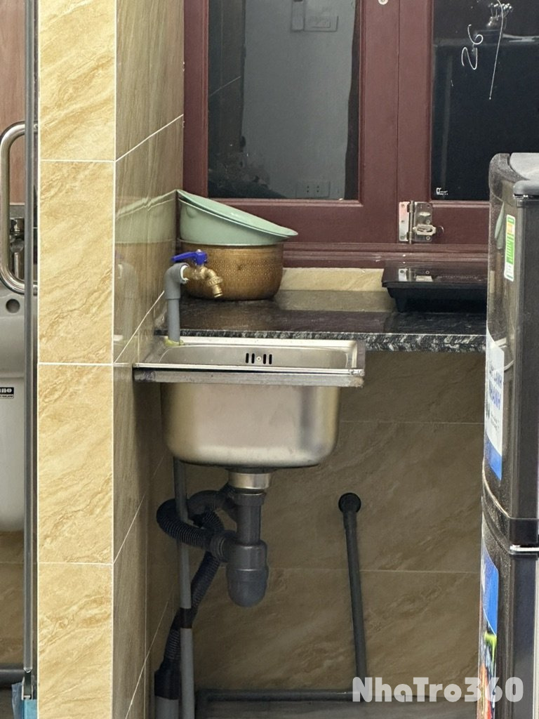 Chính chủ cho thuê CCMN mặt đường ô tô, mới.