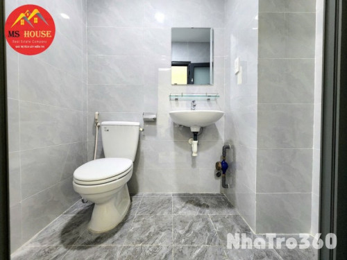 CĂN HỘ CỬA SỔ GẦN NHÀ GA T3 ETOWN NGAY TÂN BÌNH