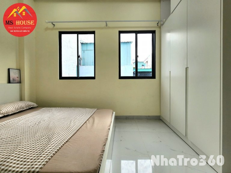 CĂN HỘ CỬA SỔ GẦN NHÀ GA T3 ETOWN NGAY TÂN BÌNH