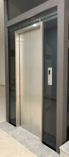 Tôi chủ nhà cho thuê nhà lô góc, mới ,vỉa hè, 118m2- 5T, Duy Tân_47 Tr