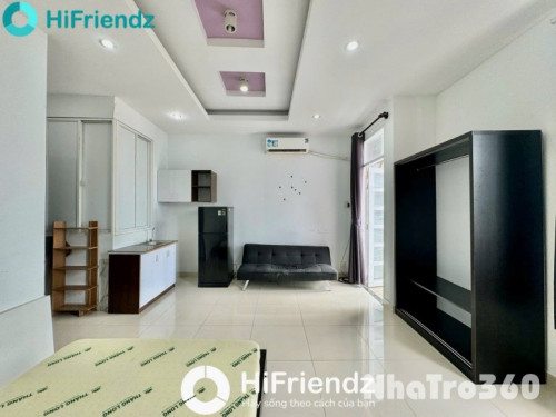 Cho thuê căn hộ ban công, Q10, đường Vĩnh Viễn, gần ĐH Kinh Tế, ĐH Y Dược, Vạn Hạnh Mall