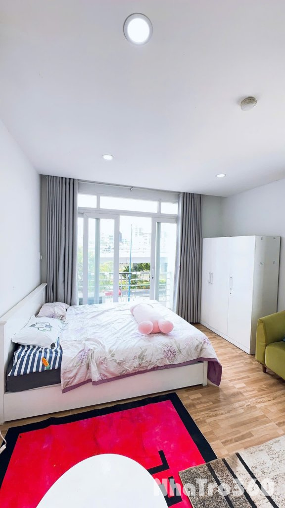 Cho thuê studio full cửa sổ, mặt tiền Bến Vân Đồn ngay cầu Calmette, Đh Luật, Đh Nguyễn Tất Thành, cầu Khánh Hội,...