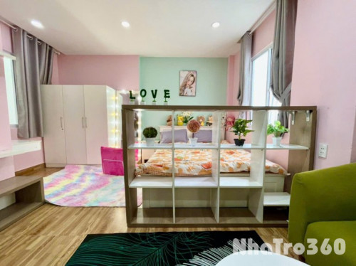 Cho thuê căn hộ ban công, Q4, Đường Bến Vân Đồn, gần ĐH Luật, ĐH Nguyễn Tất Thành, Chợ Xóm Chiếu