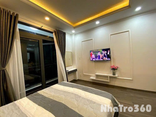 Cho Thuê Căn Hộ Full Nội Thất Ban Công Thang Máy