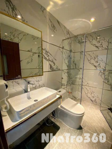 Cho Thuê Căn Hộ Full Nội Thất Ban Công Thang Máy