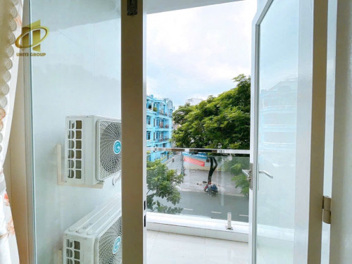 Cho thuê căn hộ 2PN, ban công, Q4, Đường Lê Văn Linh, gần ĐH Luật, ĐH Nguyễn Tất Thành, Chợ Xóm Chiếu