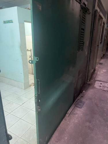 CHO THUÊ NGUYÊN CĂN NHÀ NHỎ NGUYỄN CƯ TRINH (Q.1 CŨ) GIÁ 3 TRIỆU 700.