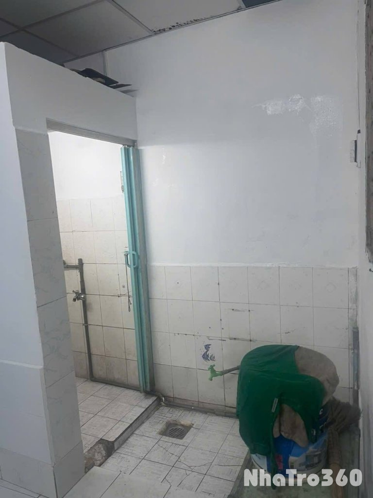 CHO THUÊ NGUYÊN CĂN NHÀ NHỎ NGUYỄN CƯ TRINH (Q.1 CŨ) GIÁ 3 TRIỆU 700.