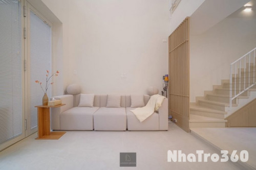 CHO THUÊ PHÒNG TRỌ DUPLEX GẦN CV LÊ THỊ RIÊNG,QTB