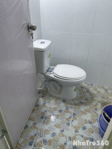 Nhà cho thuê 15m2, có gác, sân rộng rãi giá rẻ