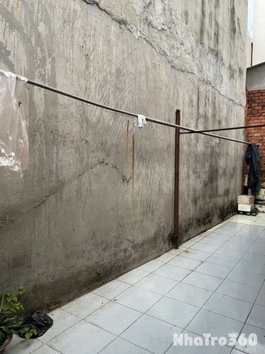 Nhà cho thuê 15m2, có gác, sân rộng rãi giá rẻ