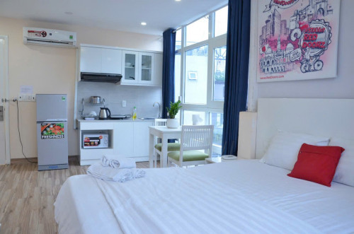 Cho thuê studio full cửa sổ Q1 ngay chợ Tân Định, cviên Lê Văn Tám, nhà thờ Tân Định,....