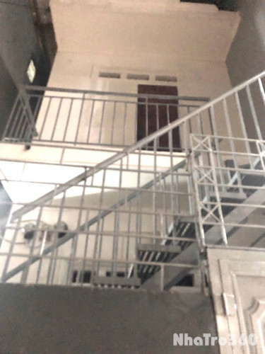 Cho thuê nhà cả 2 tầng để ở hoặc kinh doanh