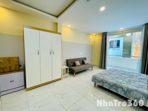 STUDIO BAN CÔNG QUẬN 1, ngay chợ bến thành