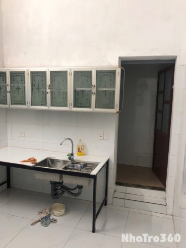 Cho thuê nhà cả 2 tầng để ở hoặc kinh doanh