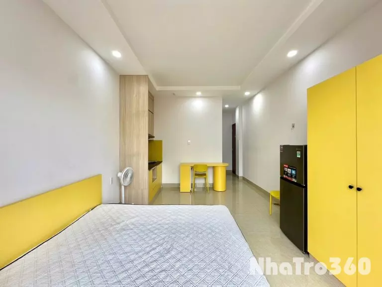 STUDIO BAN CÔNG QUẬN TÂN BÌNH GẦN NHÀ GA T3