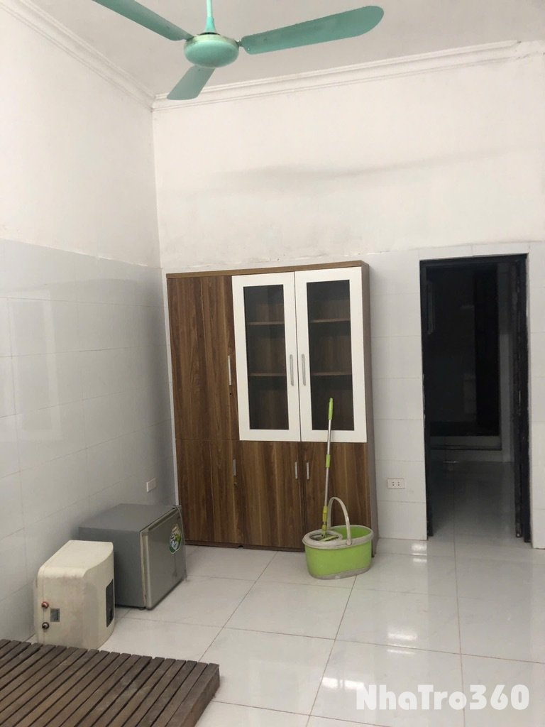 Cho thuê nhà cả 2 tầng để ở hoặc kinh doanh