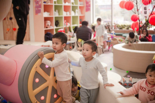 GÓC SANG NHƯỢNG: Khu vui chơi trẻ em sang nhượng tìm chủ mới