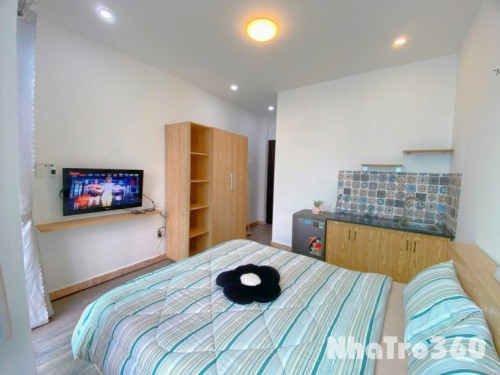 Cho thuê căn hộ quận 1 ban công gần chợ Bến Thành