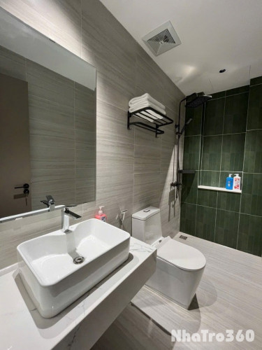 CHO THUÊ PHÒNG TRỌ CÓ BAN CÔNG RỘNG GẦN NHÀ GA T3