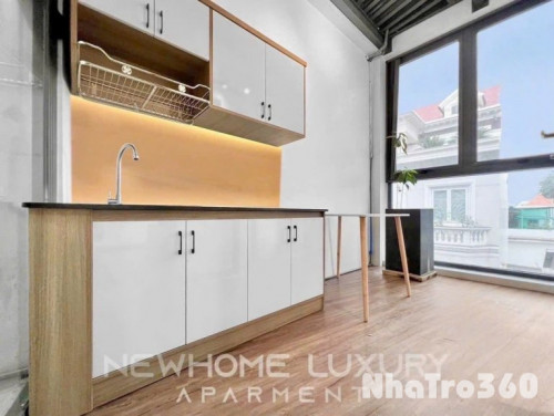 STUDIO CÓ BAN CÔNG CỬA SỔ LỚN GẦN ETOWN,Q.TÂN BÌNH