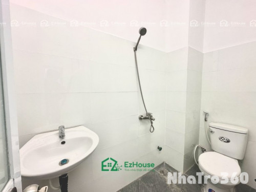 Trọ rẻ - cửa sổ - nội thất cơ bản