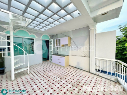 Cho thuê phòng trọ Q1 ban công rộng gần ĐH UEH,…