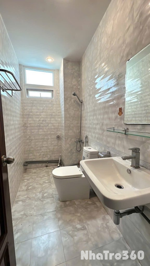 CHO THUÊ CĂN HỘ QUẬN 1 - ĐINH CÔNG TRÁNG - GẦN CÔNG VIÊN LÊ VĂN TÁM