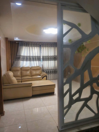 NHÀ 3 LẦU NGAY CHỢ CẦU ĐỒNG, LÊN GÒ VẤP GẦN, HẺM XE HƠI