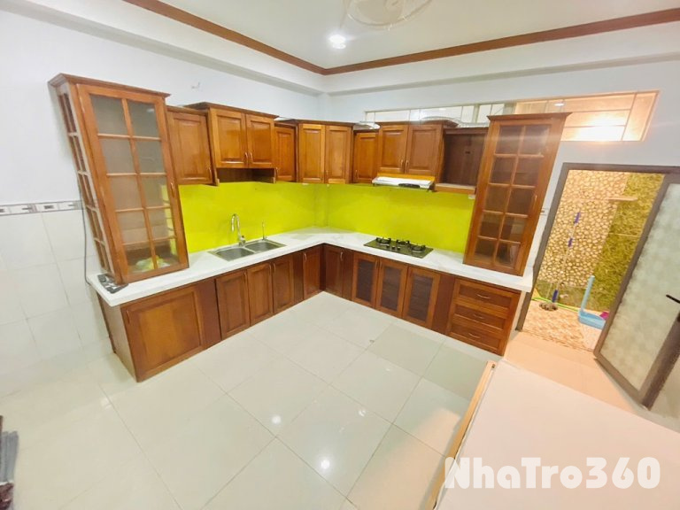 Studio full nội thất dưới trệt,tiện di chuyển