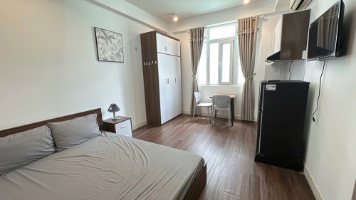 CHO THUÊ CĂN HỘ QUẬN 1 - ĐINH CÔNG TRÁNG - GẦN CÔNG VIÊN LÊ VĂN TÁM