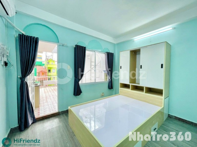 Cho thuê phòng trọ Q1 ban công rộng gần ĐH UEH,…