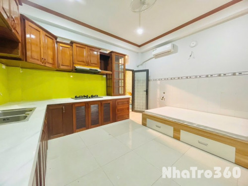 Studio full nội thất dưới trệt,tiện di chuyển