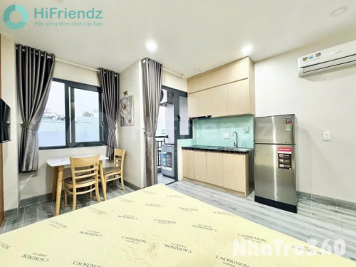 Cuối tháng 11 trống