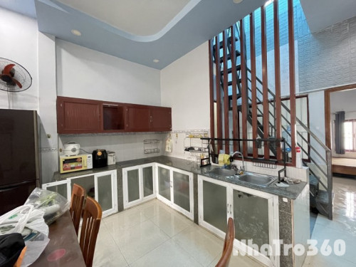 Căn hộ full nội thất hỗ trợ tiền giữ xe tháng