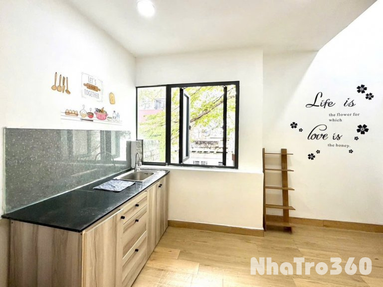 Căn Hộ Tách Bếp - Cửa Sổ Trời - Ngã 4 Bảy Hiền TB