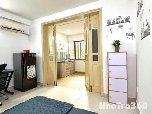 Căn Hộ Tách Bếp - Cửa Sổ Trời - Ngã 4 Bảy Hiền TB