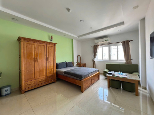 Cho thuê căn hộ Q10, đường Hoà Hưng, gần Công Viên Lê Thị Riêng, Go Miền Đông, Chợ Hoà Hưng