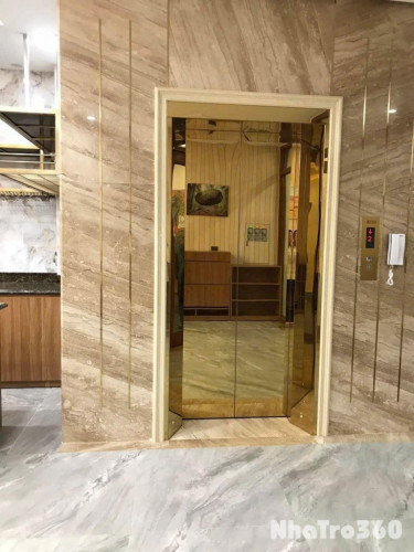 Cho thuê nhà mới, lô góc, thang máy, 116m2_ 4T; vỉa hè, Giảng Võ-45 Tr